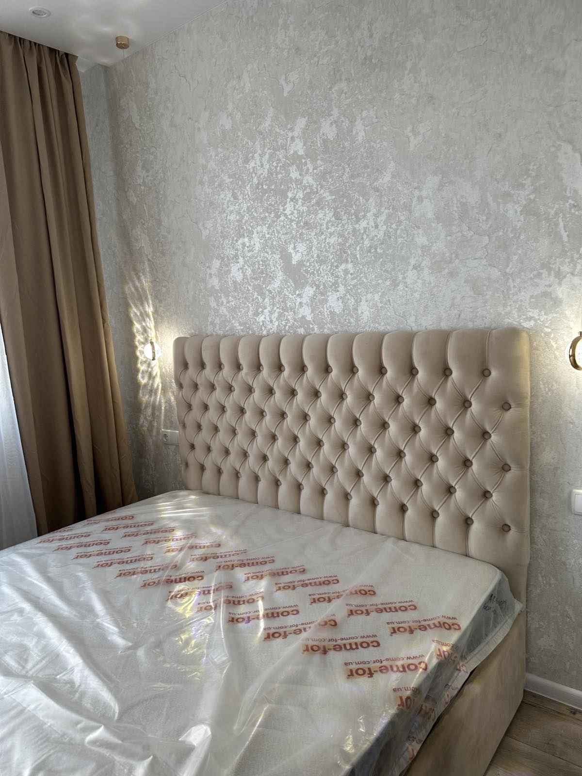 Однокімнатна квартира по Перлиній вул.