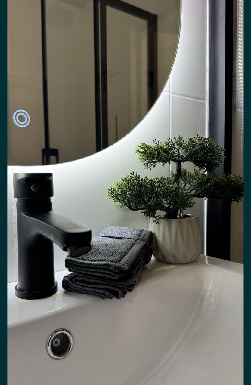 Продається двокімнатна квартира з євроремонтом під ключ