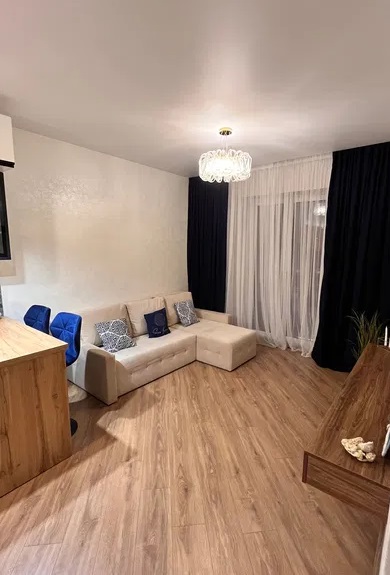 Квартира на Інглезі вул.