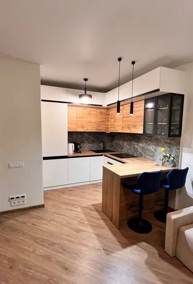 Квартира на Інглезі вул.