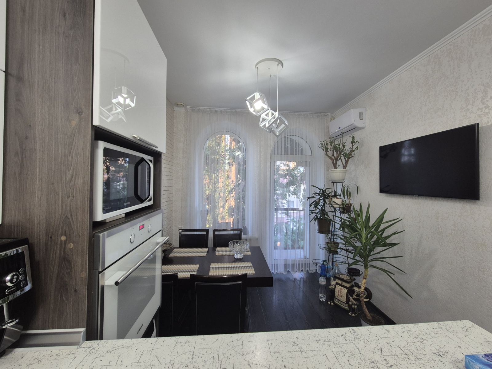 Двокімнатна квартира на Канатній вул.