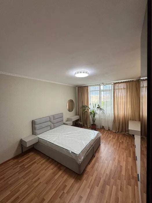 квартира Бреуса вул.