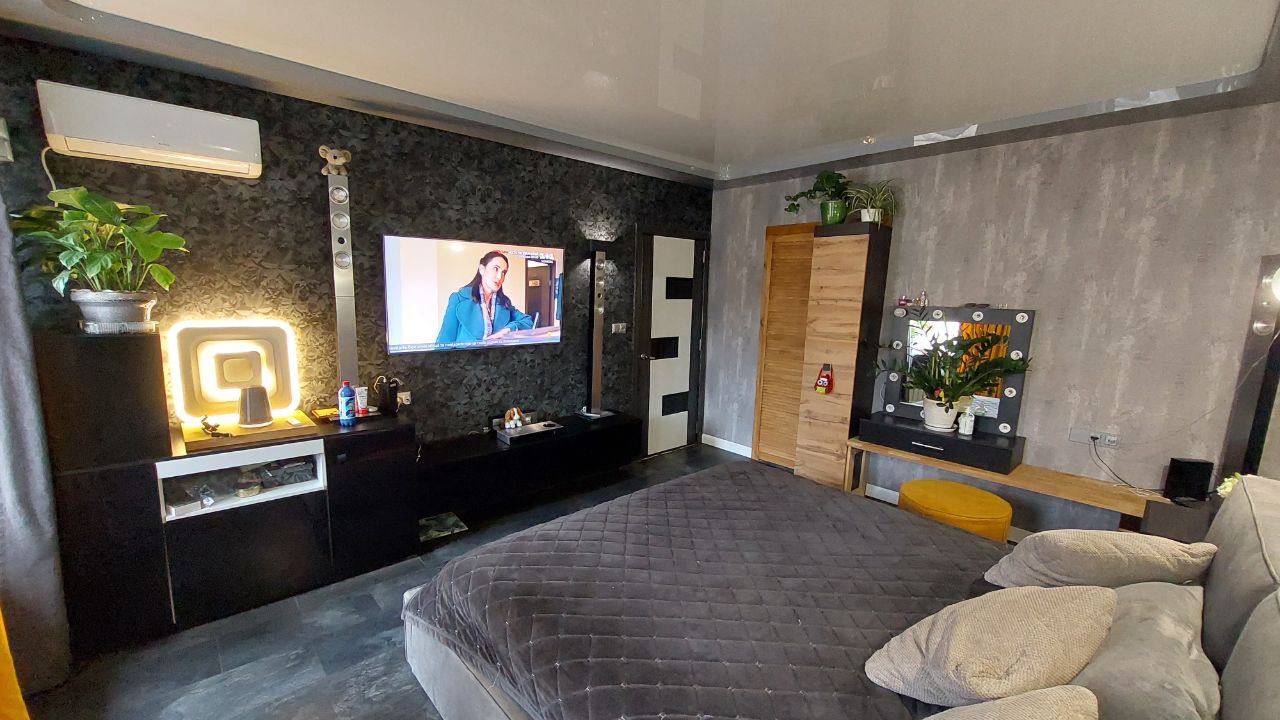 Квартира на Бунина вул.