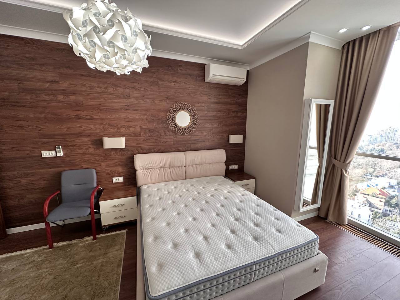 Квартира на Французькому бульв.