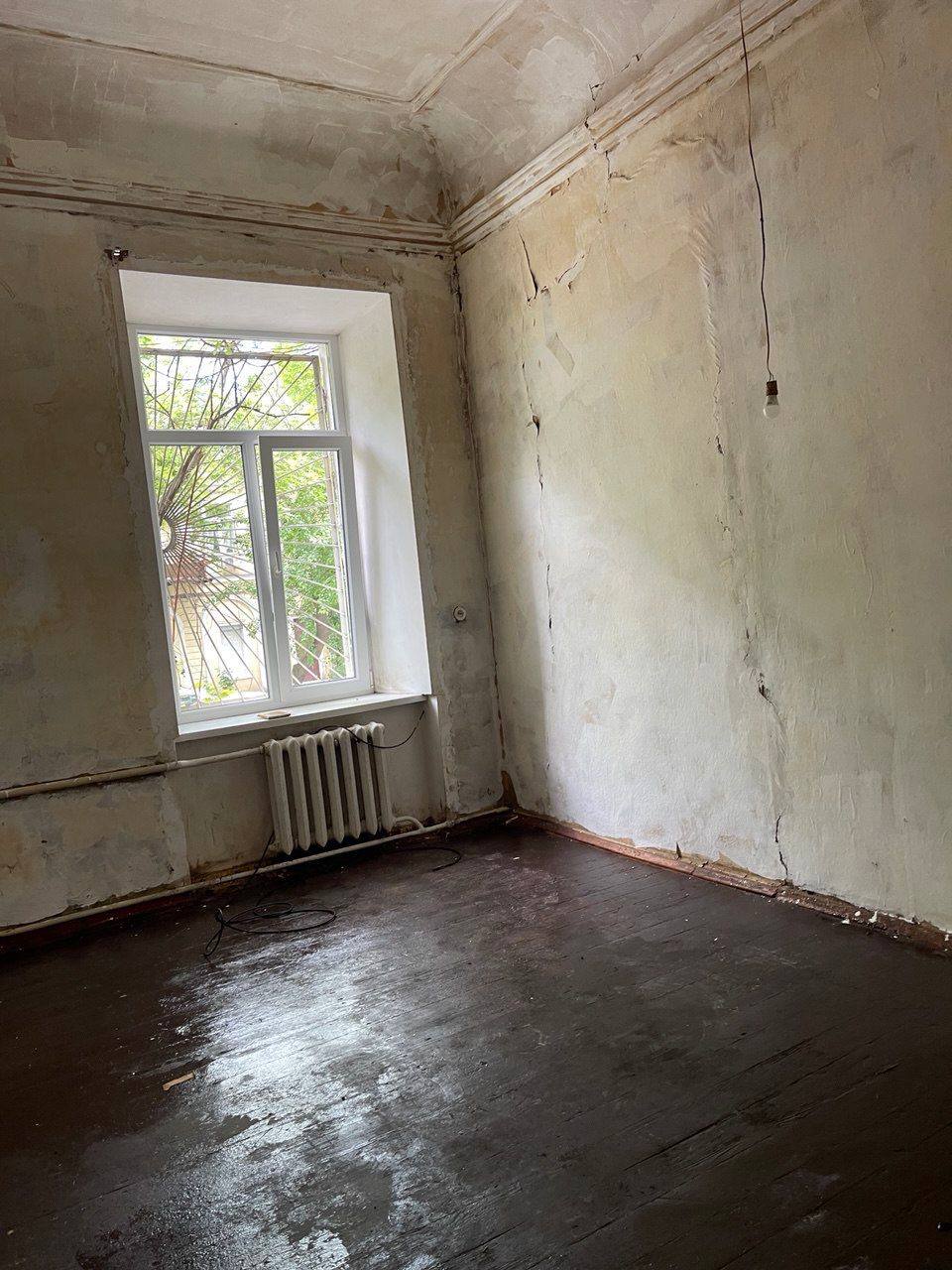 2-х кімнатна на Єврейській вул.