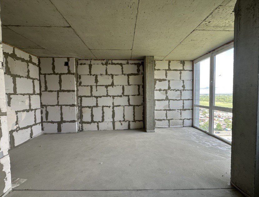 Квартира на Небесній Сотні вул.