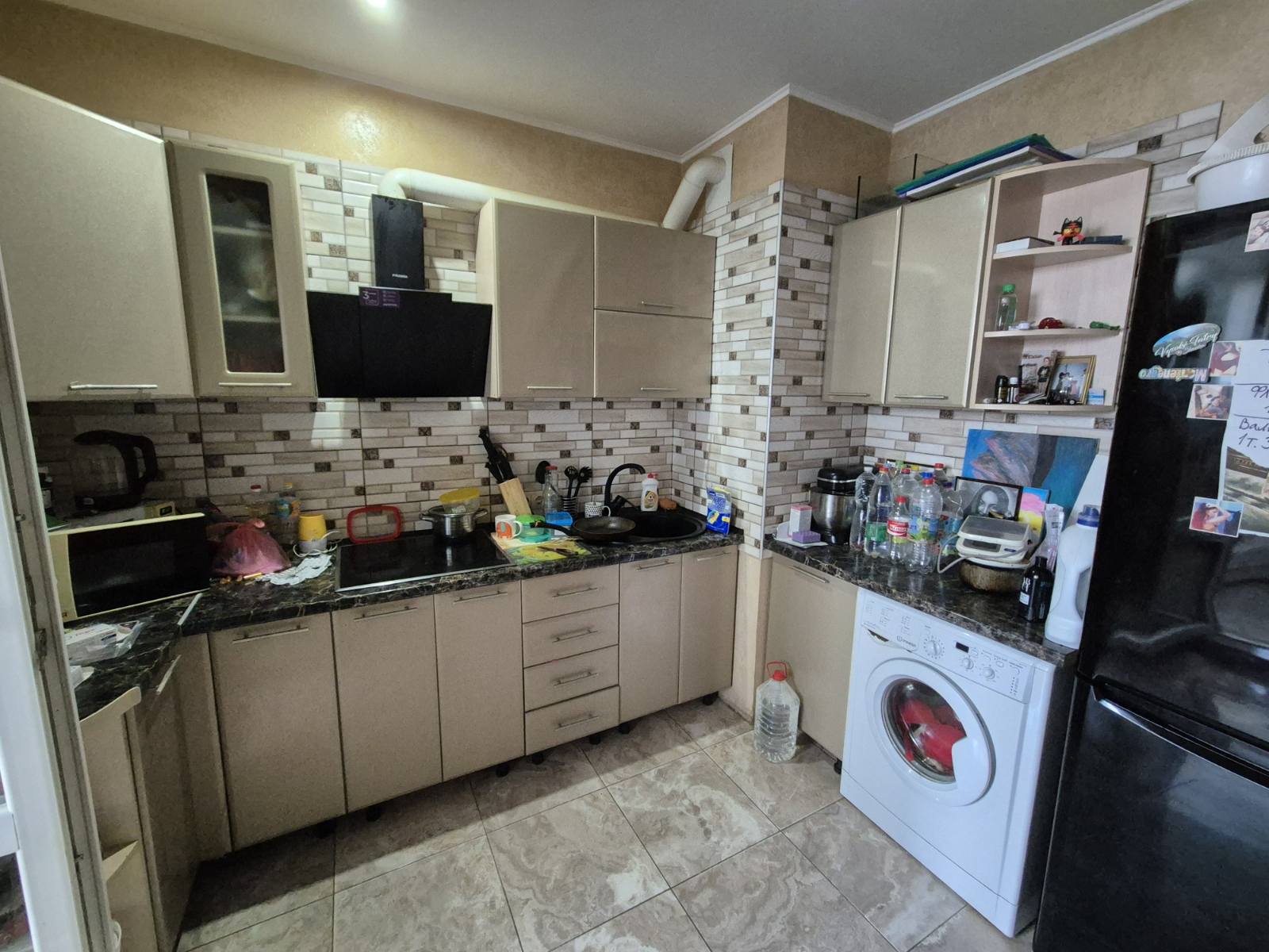 Однокімнатна квартира на Радужний Масив вул.