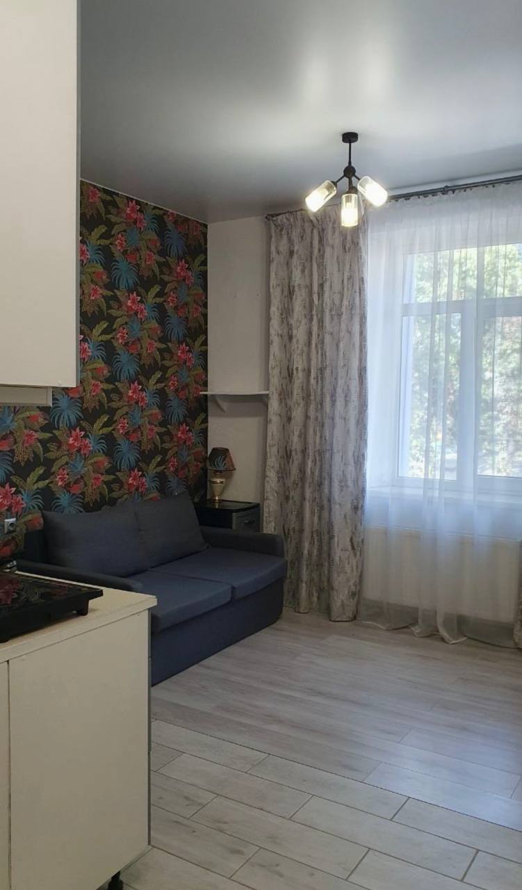 1 кімнатна квартира у Кравцова пров.