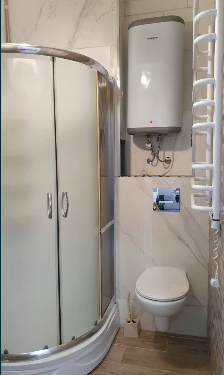 1 кімнатна квартира у Кравцова пров.