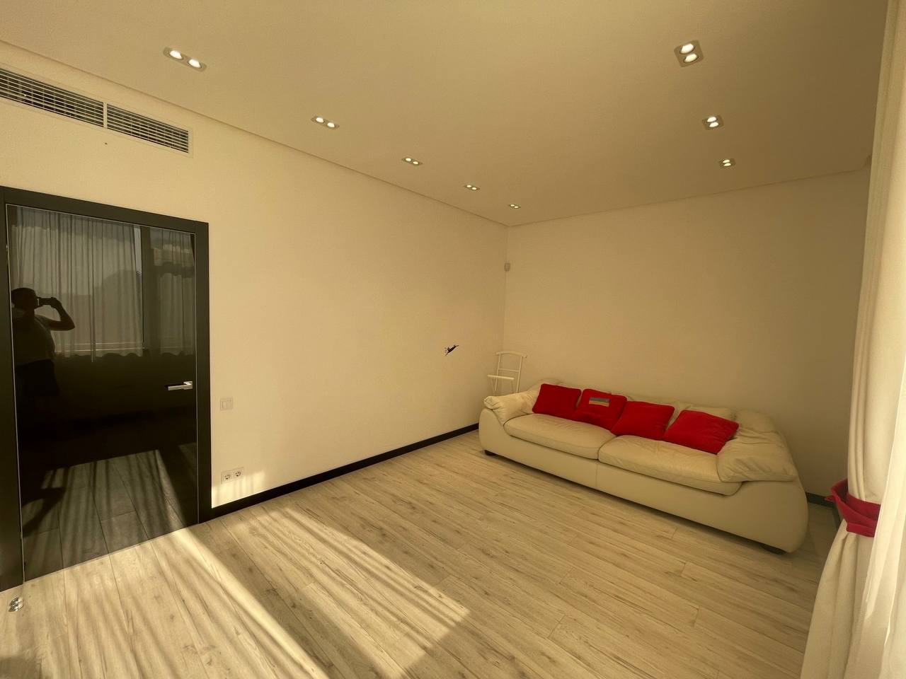 Квартира на Перлинна вул.