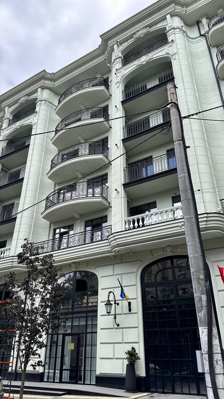 Продам 1 кімнатну квартиру на Гімназичній вул.