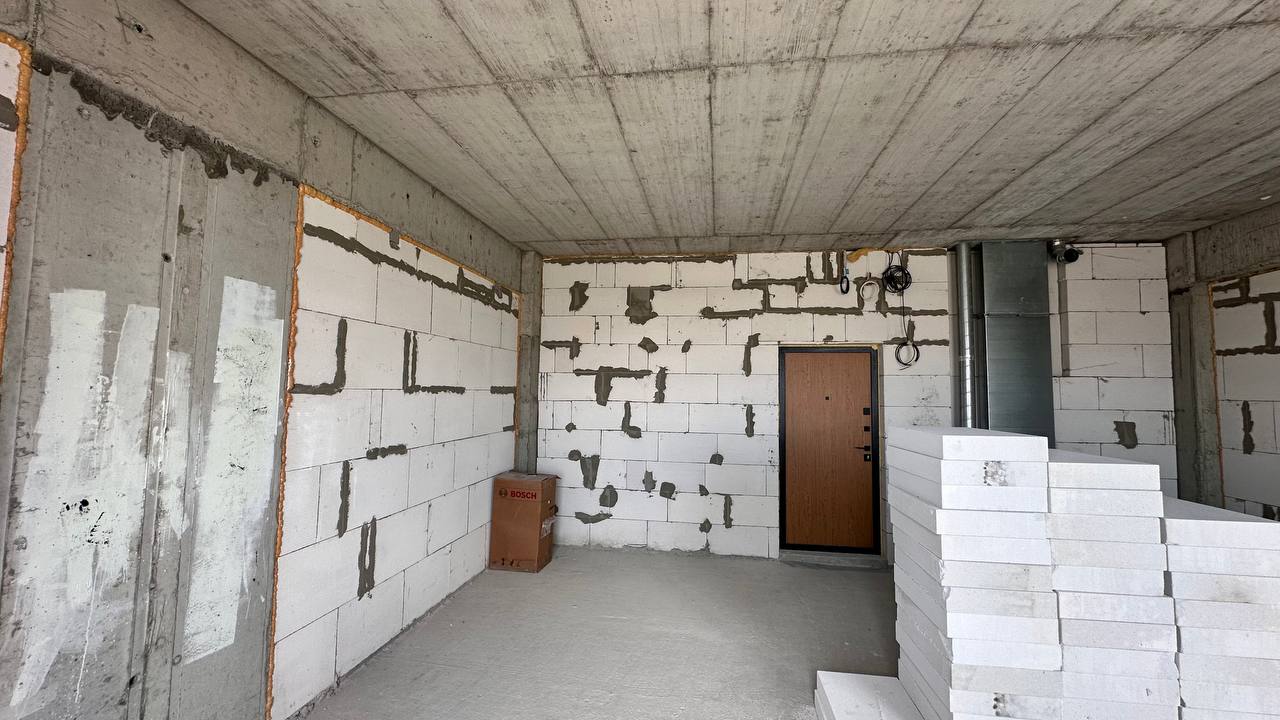 Продам 1 кімнатну квартиру на Гімназичній вул.