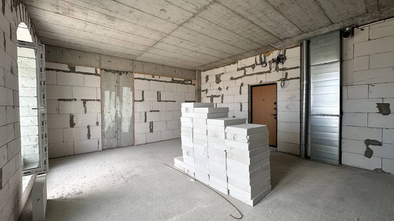 Продам 1 кімнатну квартиру на Гімназичній вул.