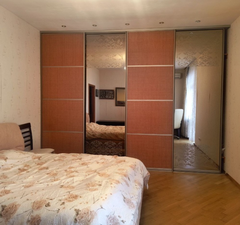 Двокімнатна квартира на Базарній вул.