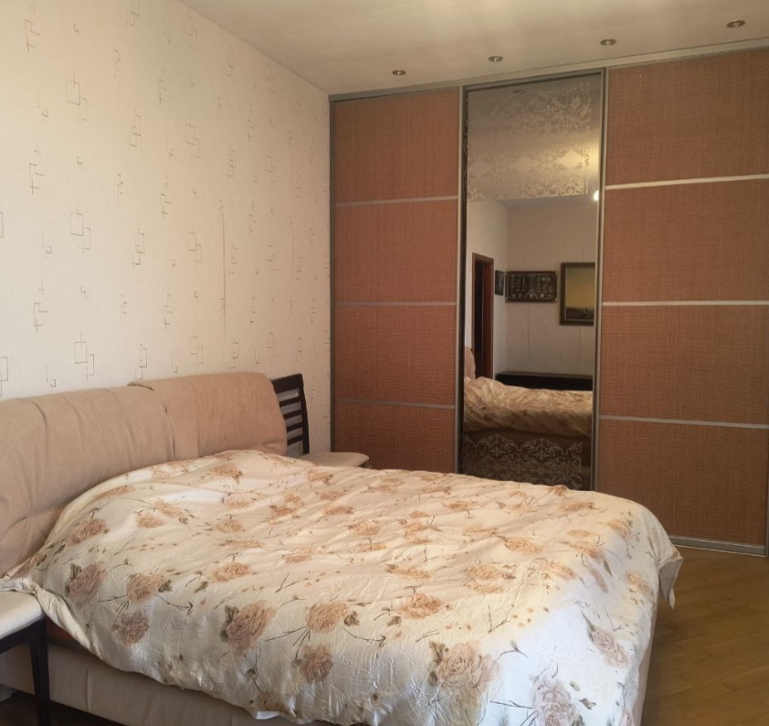 Двокімнатна квартира на Базарній вул.