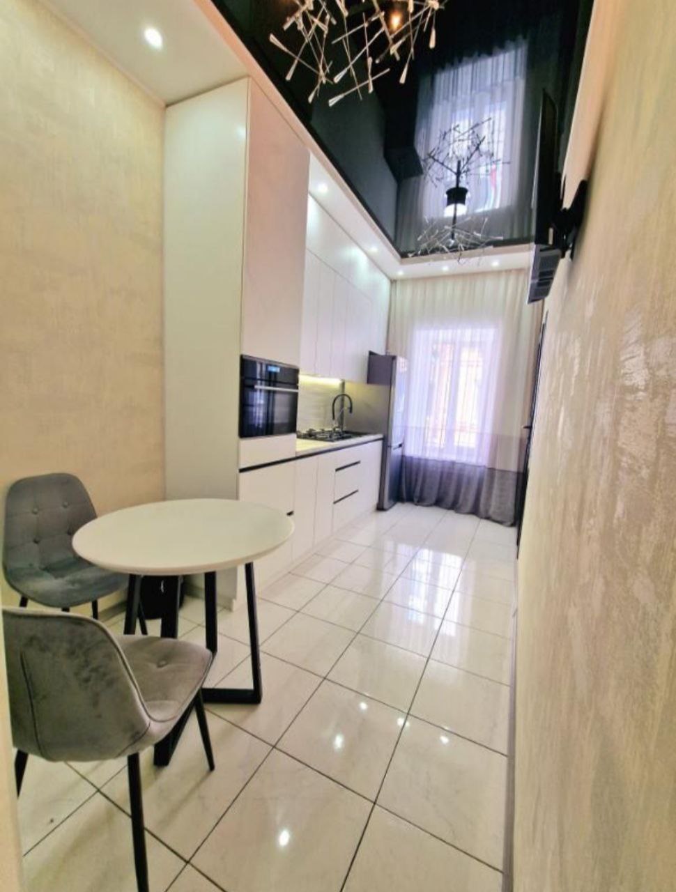 Квартира на вул. Розумовська