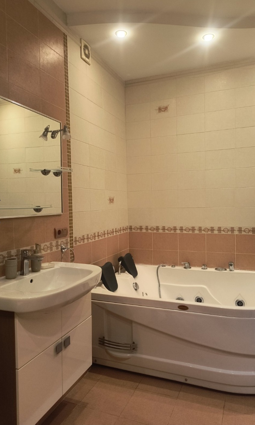 Однокімнатна квартира на Середньофонтанській вул.