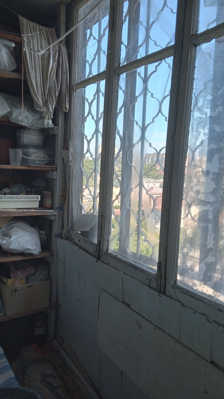 4-х кімнатна квартира  просп. Небесної Сотні