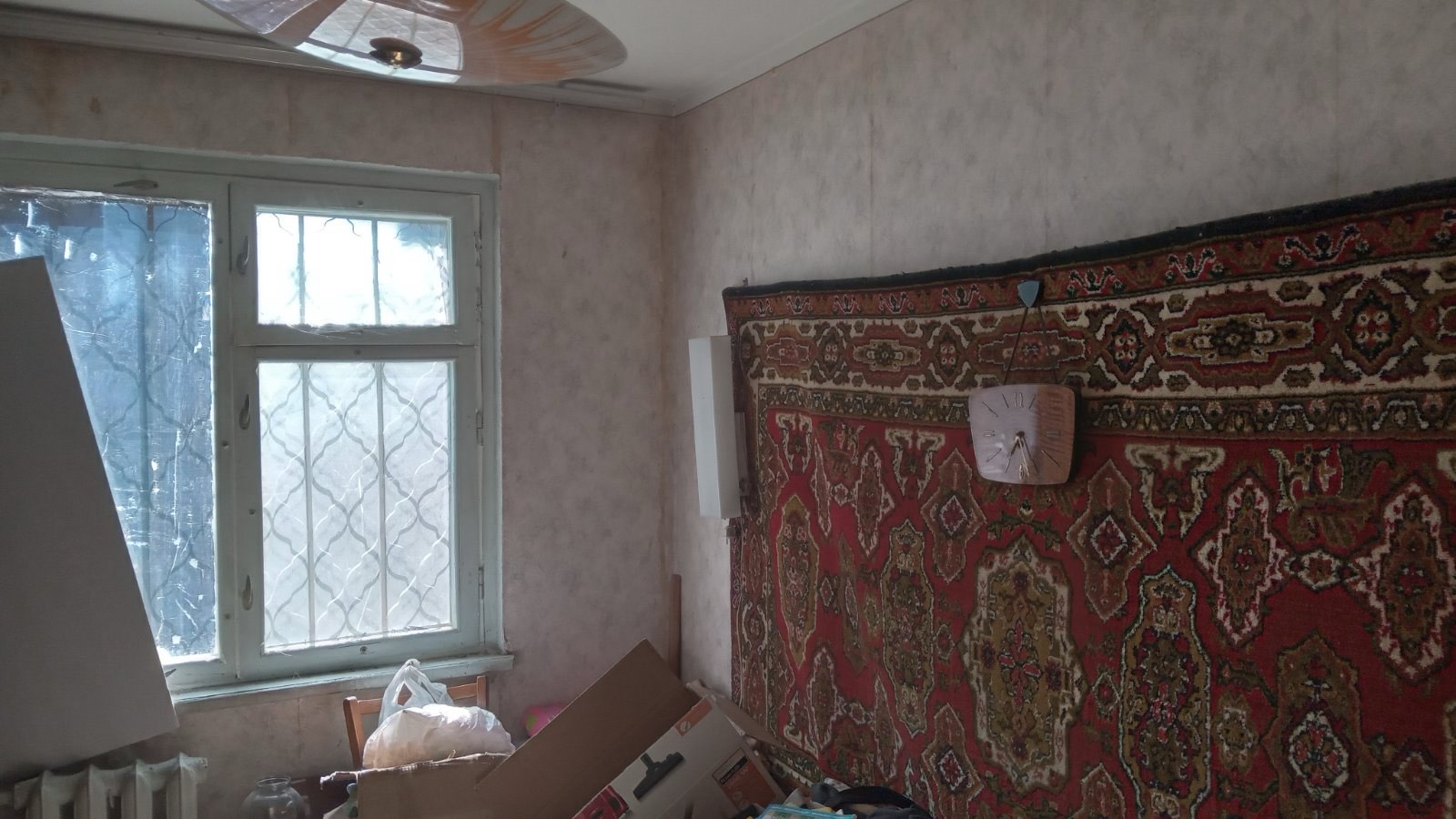 4-х кімнатна квартира  просп. Небесної Сотні