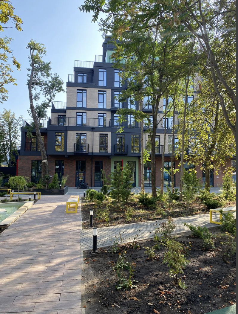 Квартира Літературна вул.