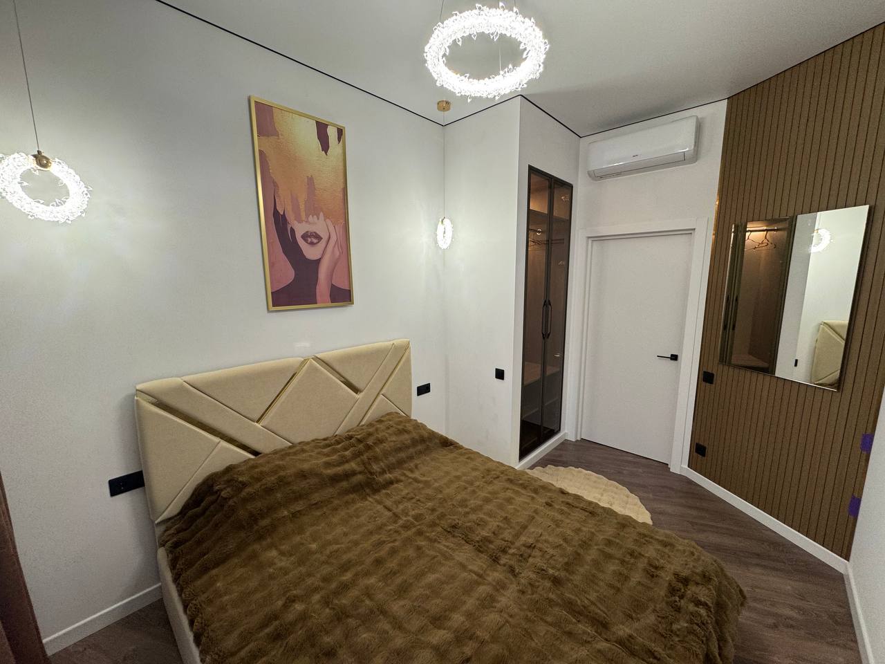 Квартира на Полуничний пров.