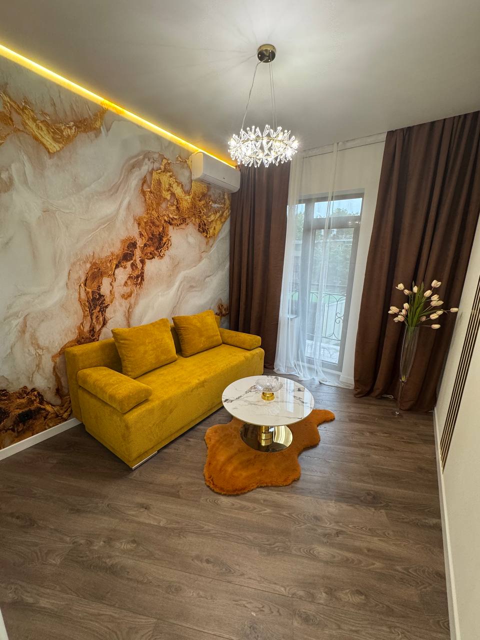 Квартира на Полуничний пров.