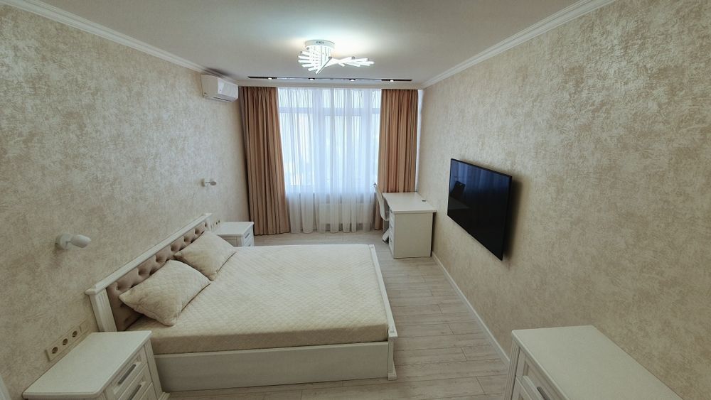 Квартира на вул Басейна