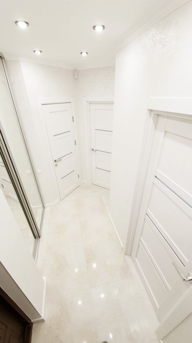 Квартира на вул Басейна