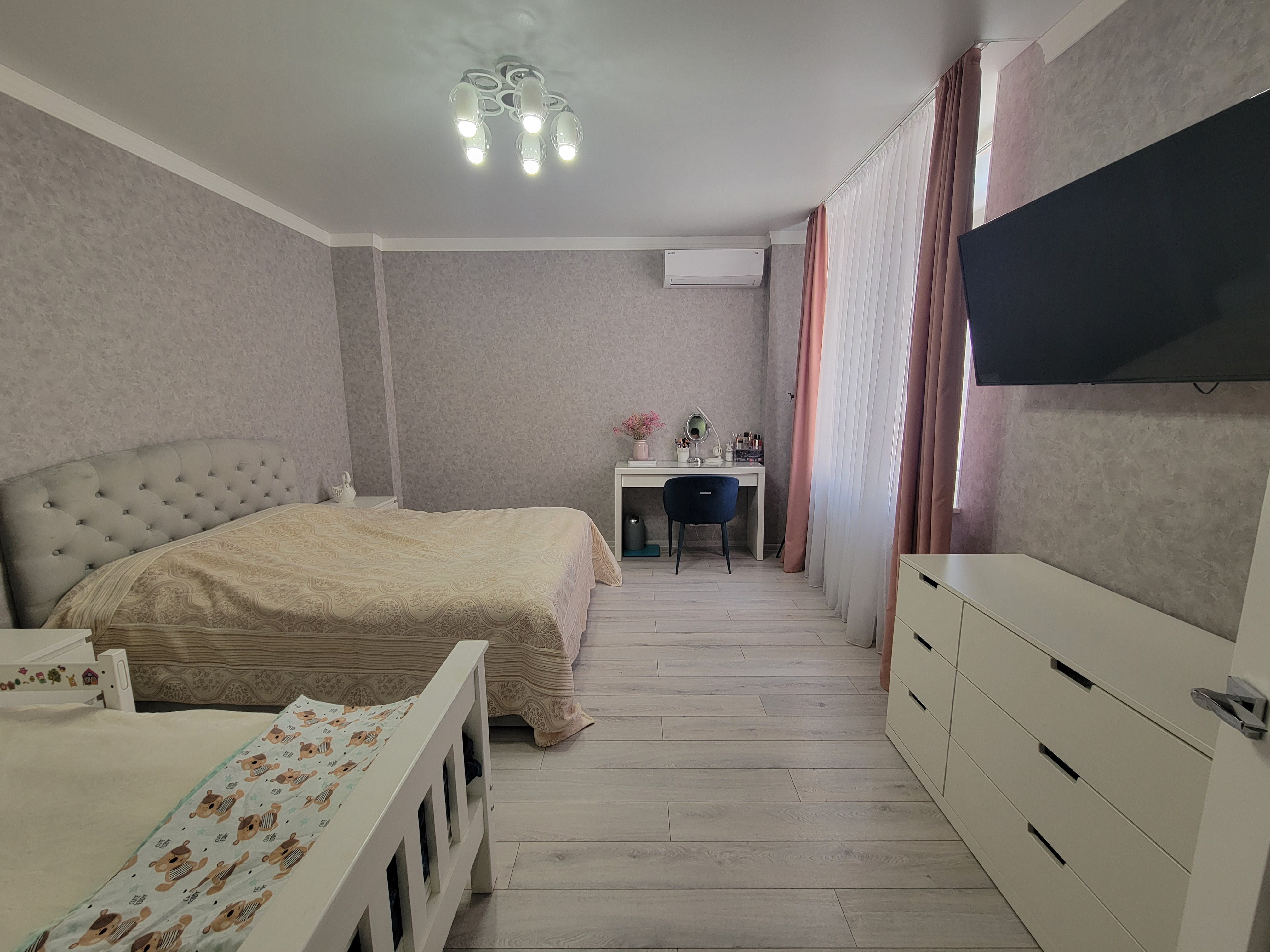 Квартира на Жаботинського вул.