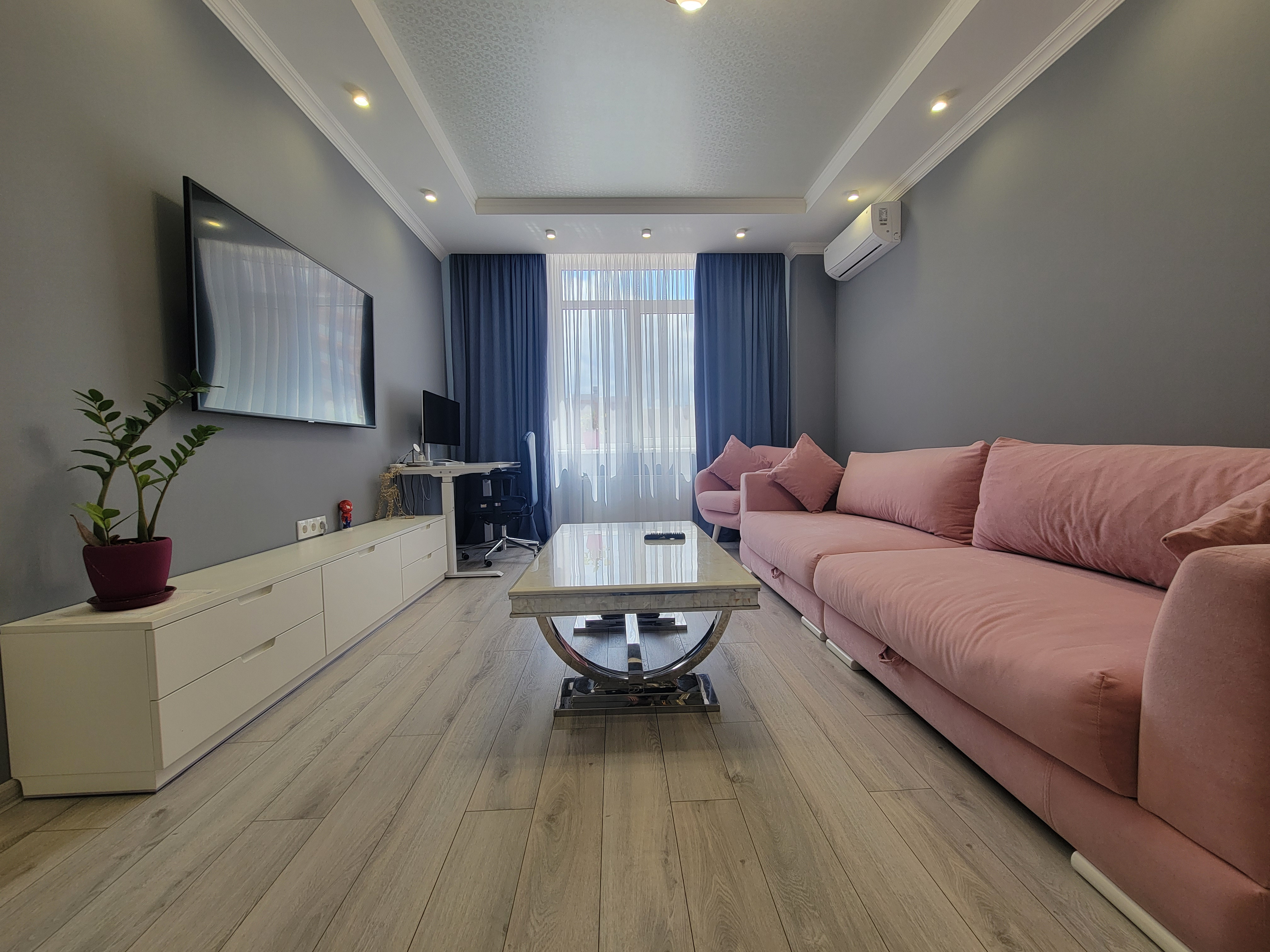 Квартира на Жаботинського вул.