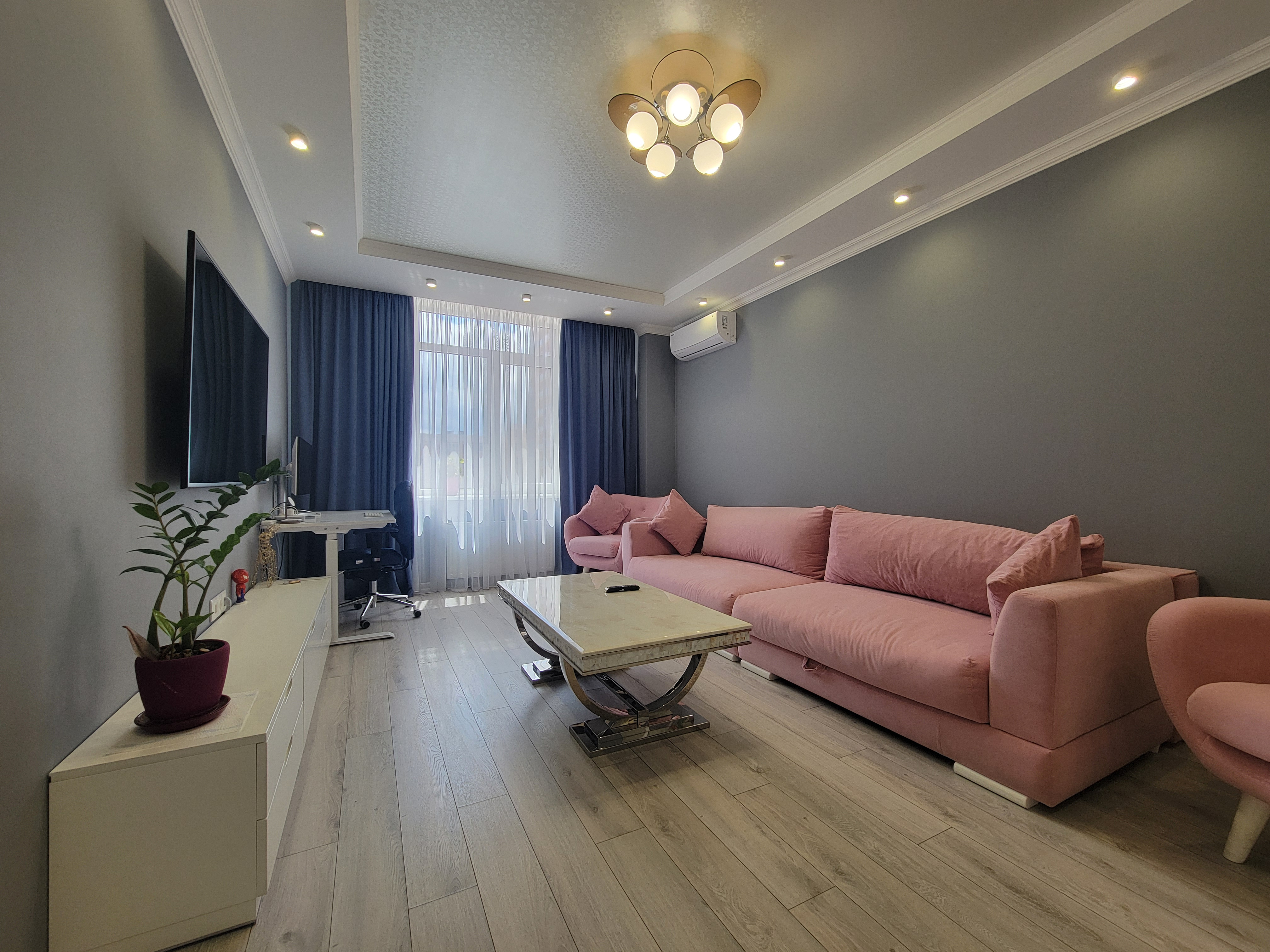 Квартира на Жаботинського вул.