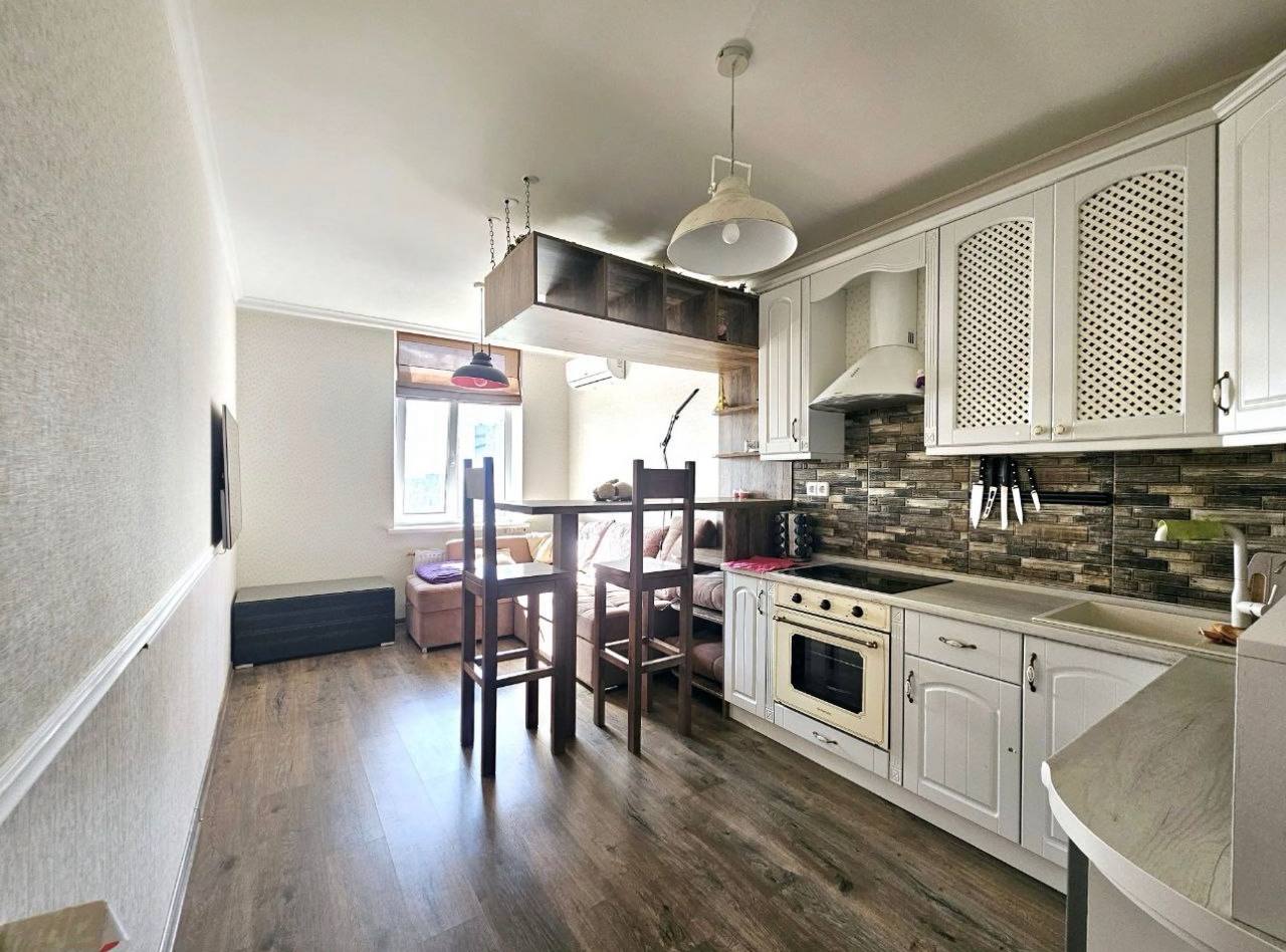 квартира на Жаботинського вул.