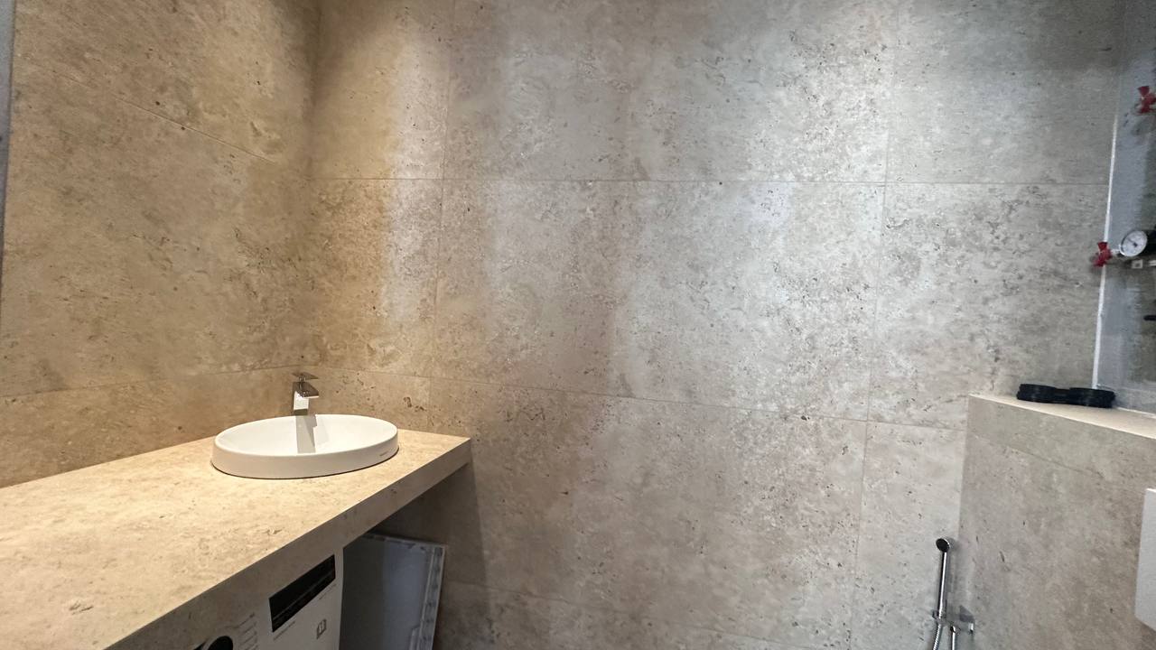 Двокімнатна квартира на Каманіна вул.