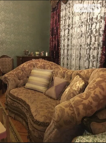 Будинок на Уютна вул.