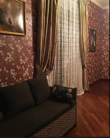 Будинок на Уютна вул.