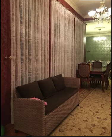 Будинок на Уютна вул.