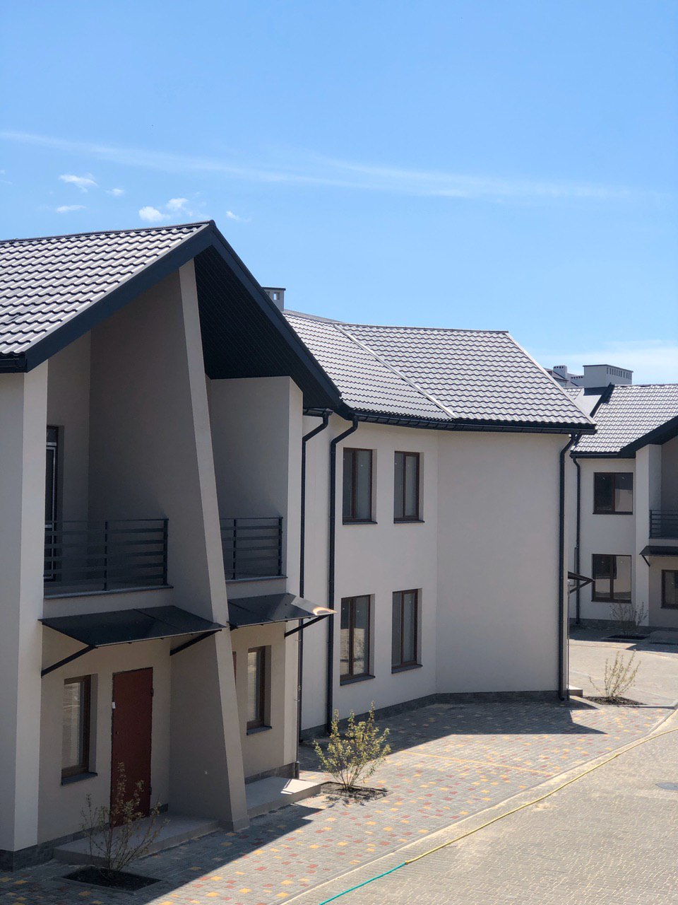 Продаж сучастних та стильних таунхаусів