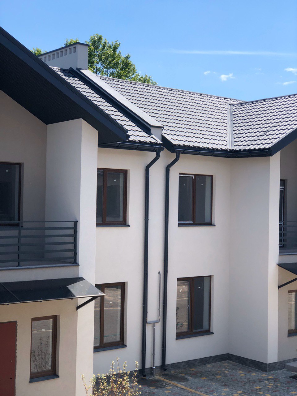 Продаж Сучастних та стильних Таунхаусів