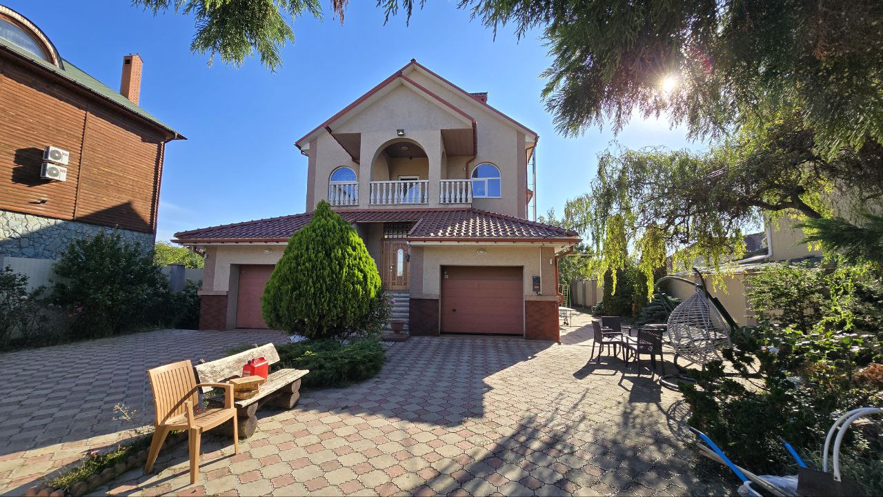 Будинок на Садова вул.