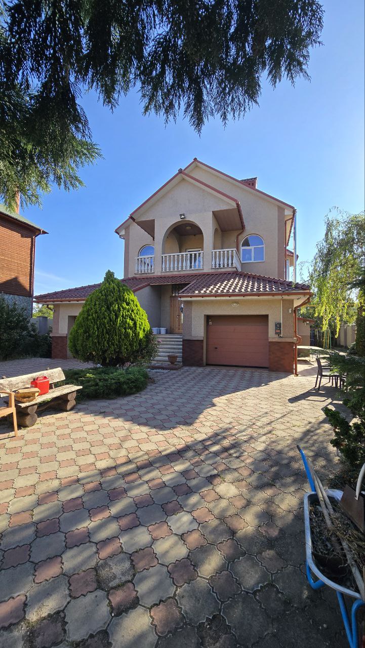 Будинок на Садова вул.