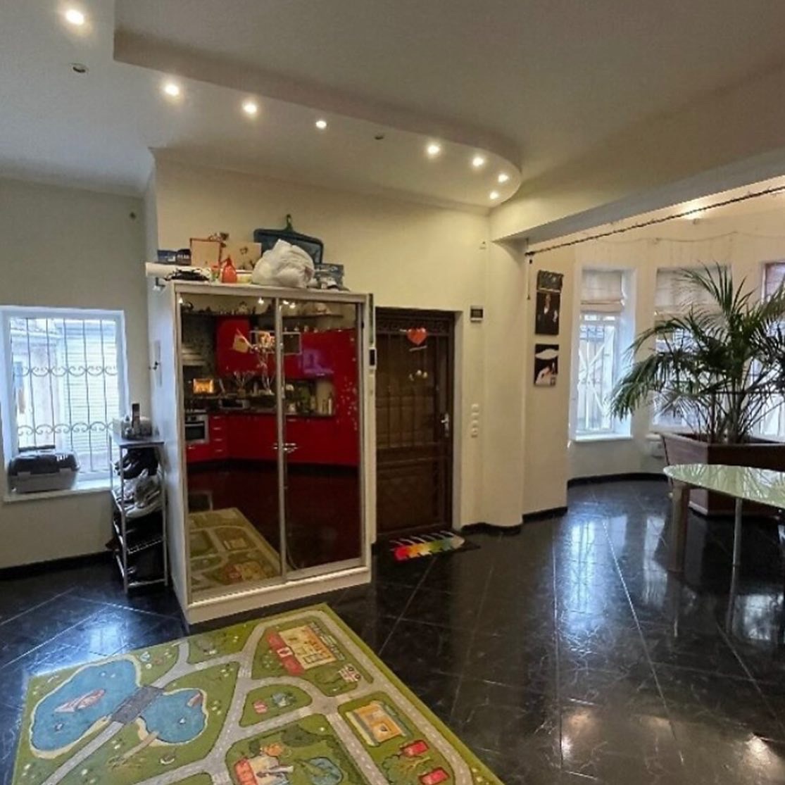 будинок Дачна вул