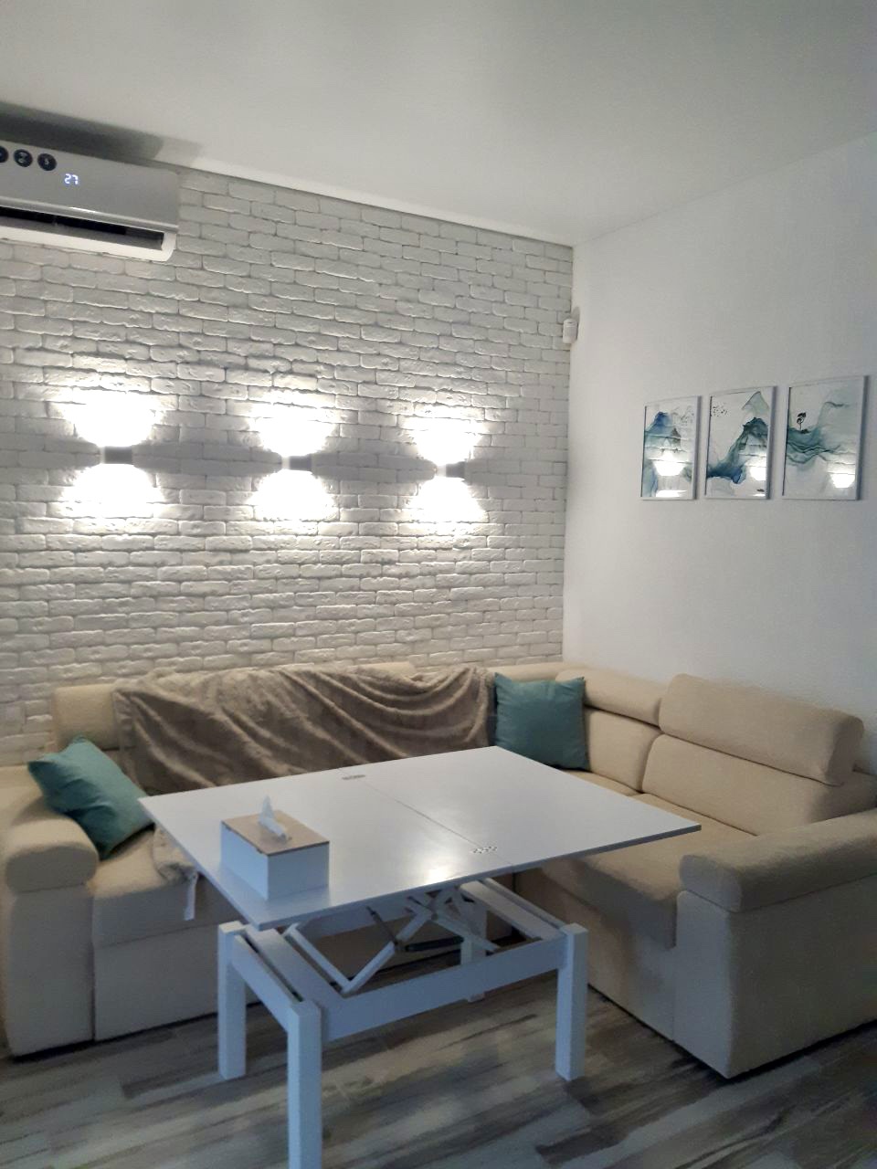 Таунхаус на Жолио Кюри вул.