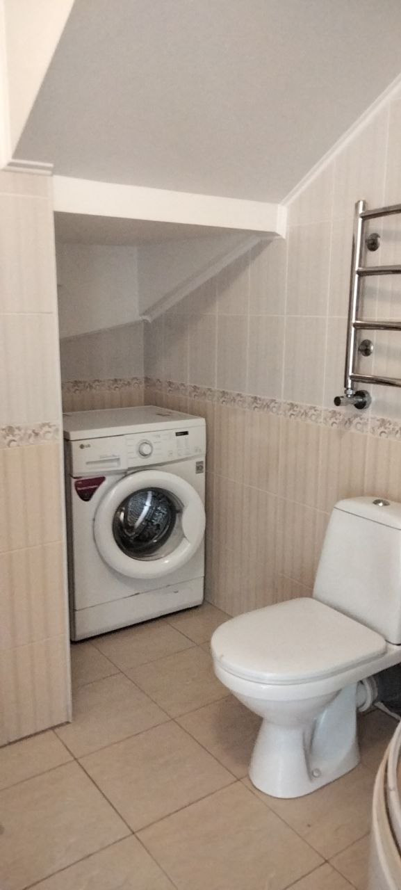 дом на Академика Заболотного ул.