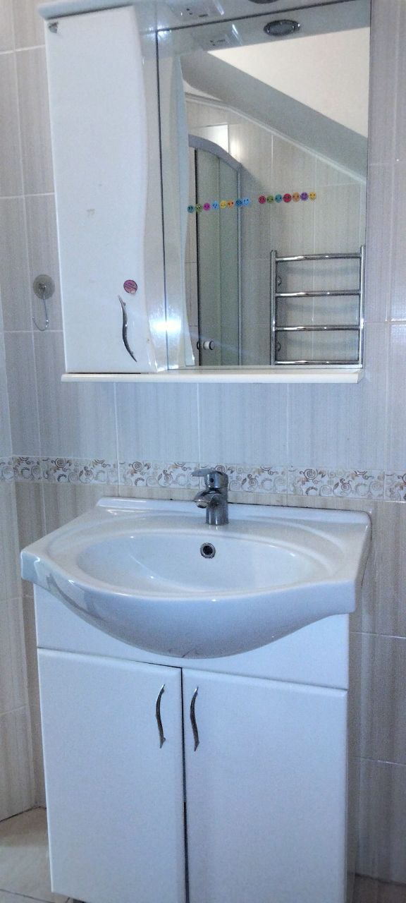 дом на Академика Заболотного ул.