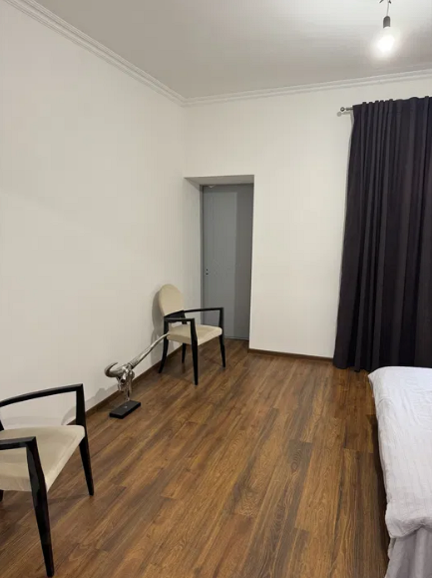 Підлога будинку на Штурвальній