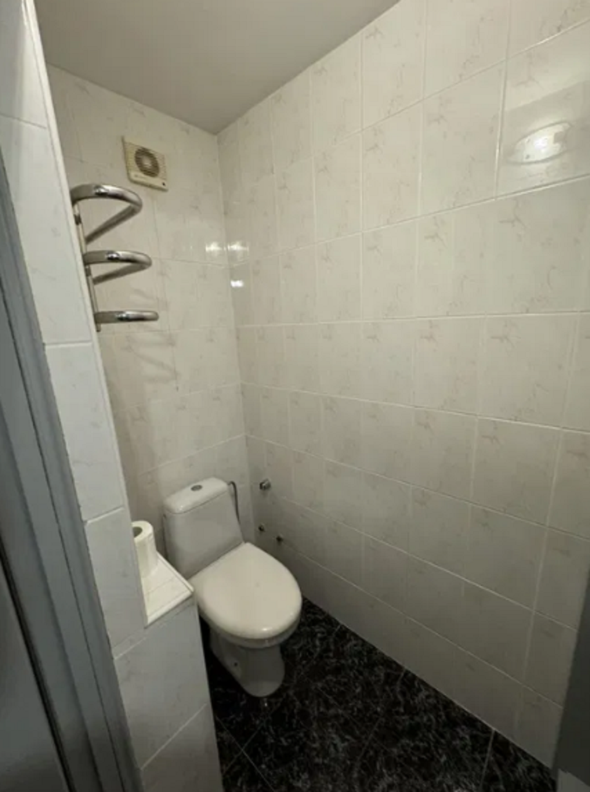 Підлога будинку на Штурвальній