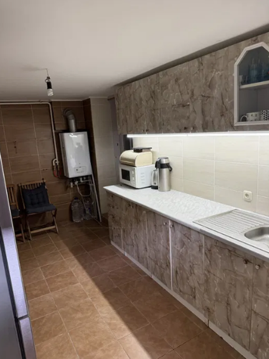 Підлога будинку на Штурвальній