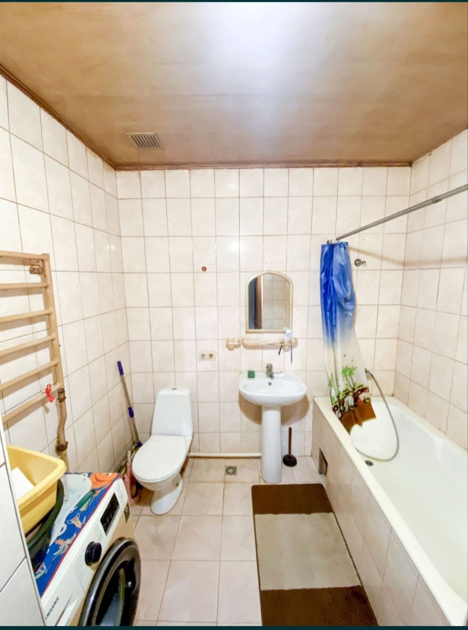 Продам будинок на Левитана.