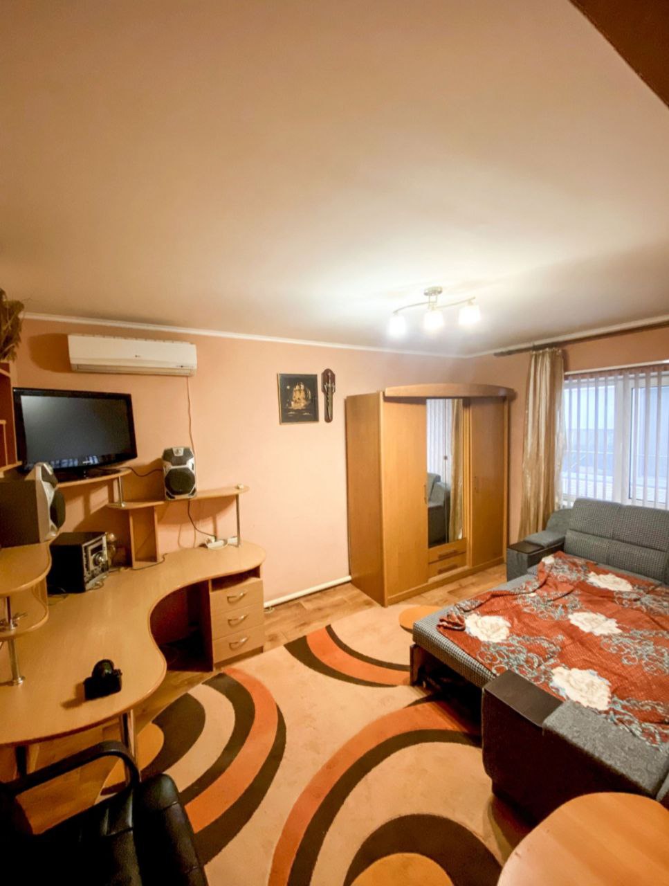 Продам будинок на Левитана.