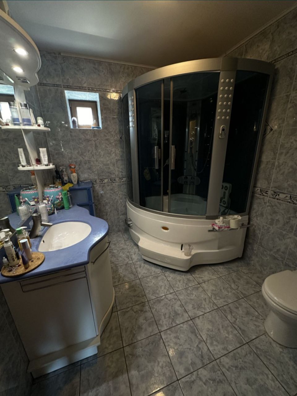 Продам будинок на Довгій вул.